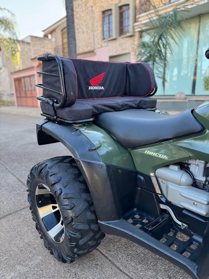 2006 IMPECABLE HONDA RINCON 650 4x4 legalizada bien conservada - Imagen 6