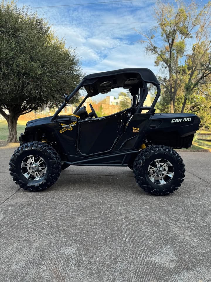 2012 IMPECABLE CAN AM COMMANDER 1000 factura original 400 hrs equipadA - Imagen 14