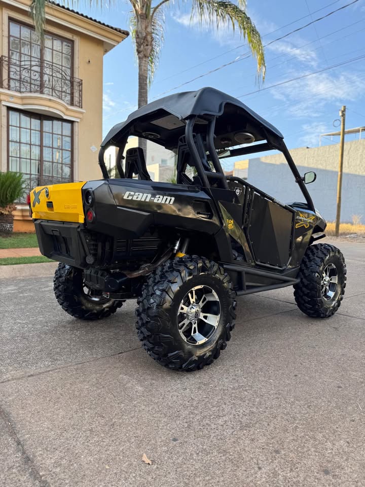 2012 IMPECABLE CAN AM COMMANDER 1000 factura original 400 hrs equipadA - Imagen 8