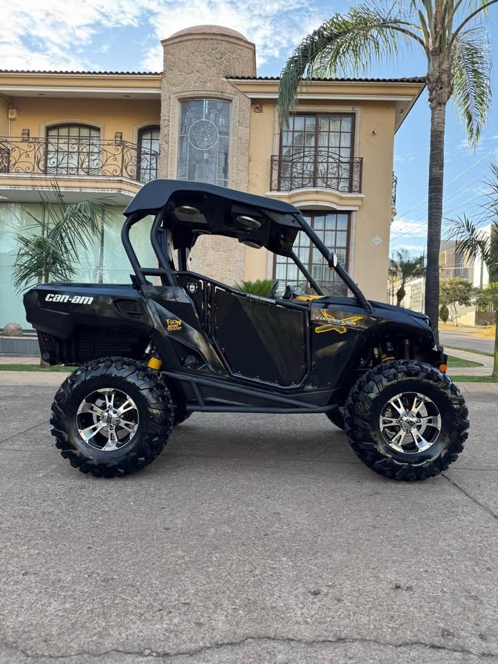 2012 IMPECABLE CAN AM COMMANDER 1000 factura original 400 hrs equipadA - Imagen 9