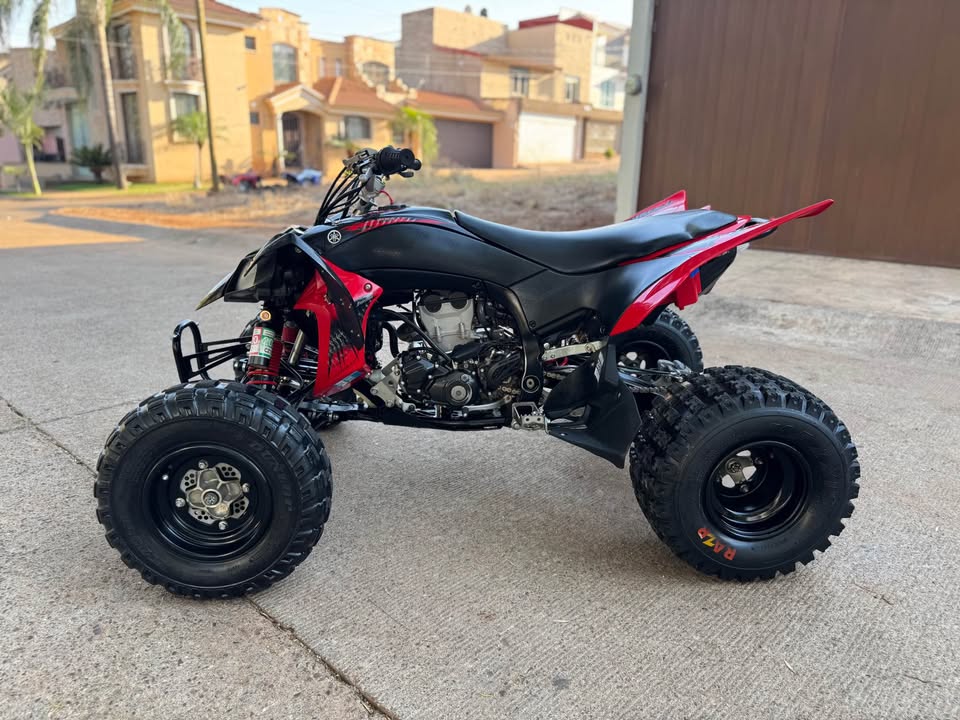 2011 BONITA YAMAHA YFZ 450 R EDICIÓN especial llantas maxxis agencia - Imagen 14