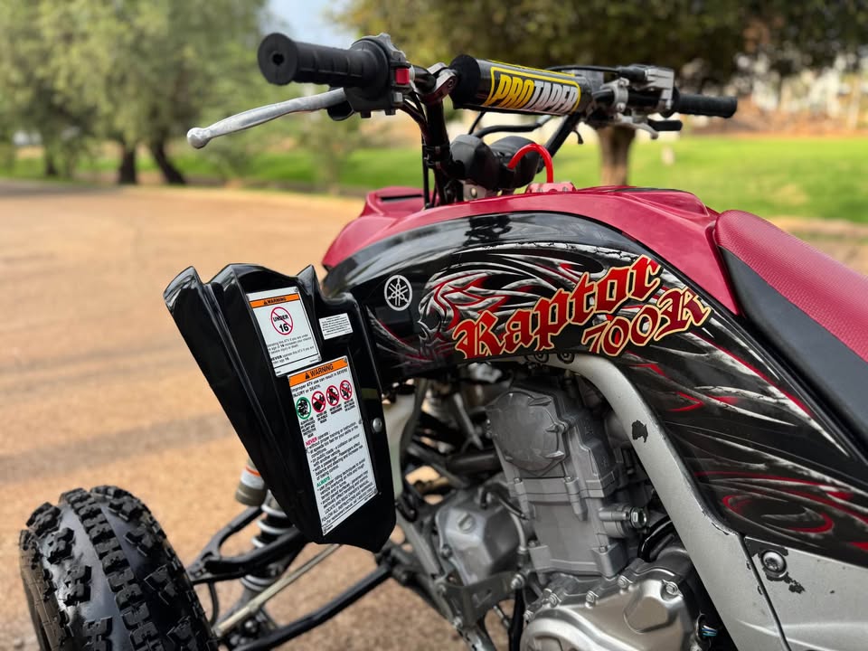 2013 IMPECABLE YAMAHA RAPTOR 700 R ediciÓn especial de cochera - Imagen 15