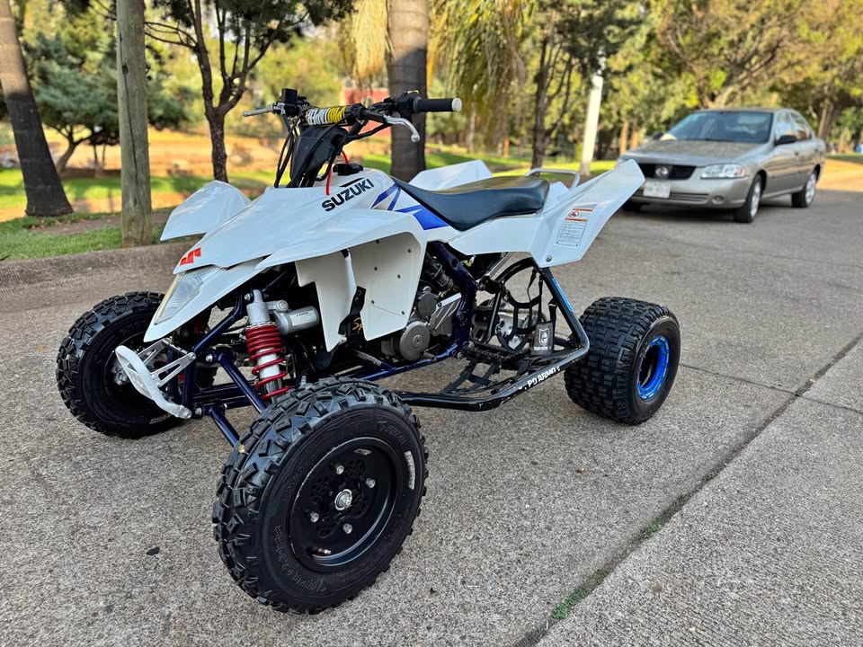 2006 EQUIPADA SUZUKI LTR 450 R RECIEN llegada llantas nuevas exigentes
