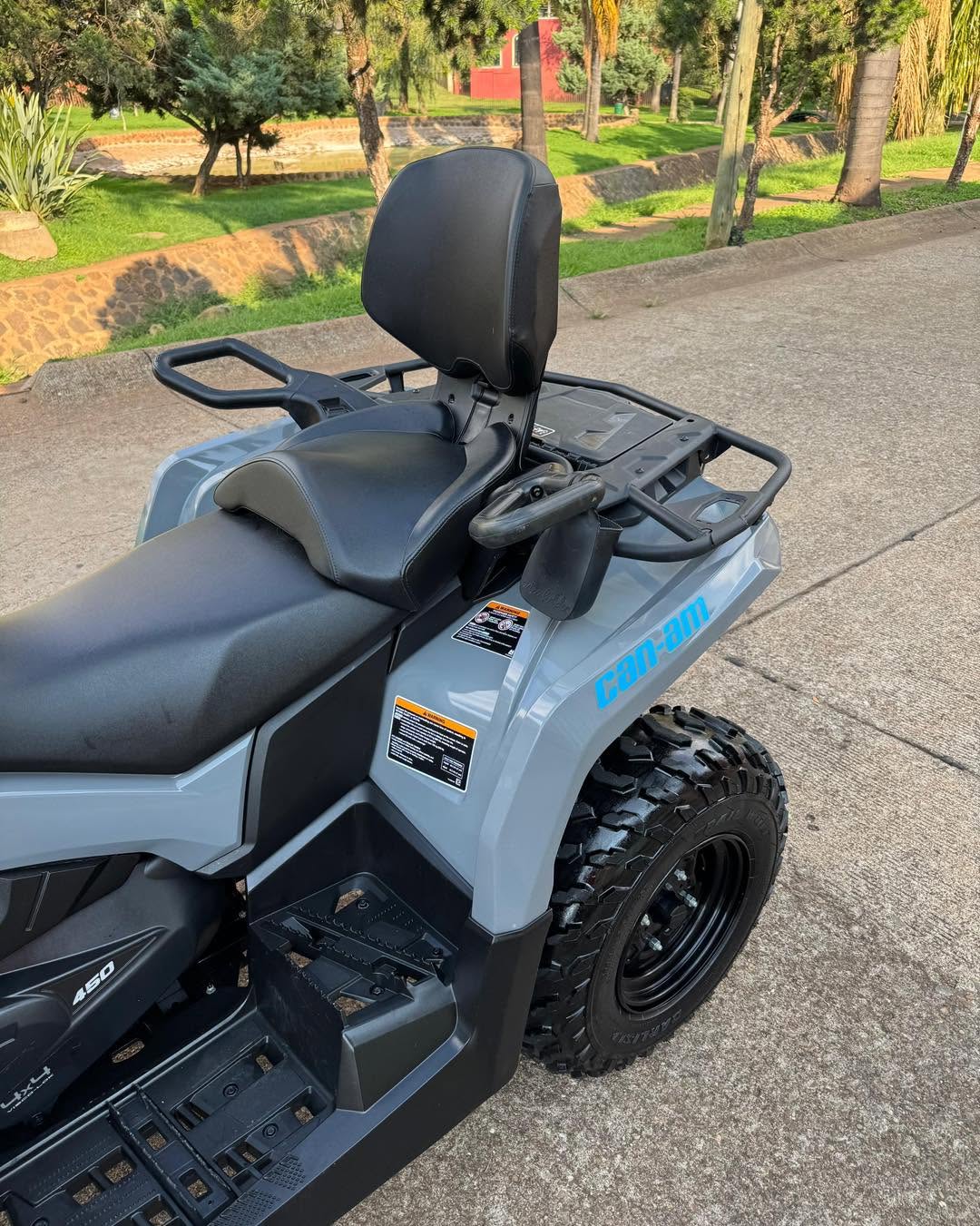 Seminueva Can Am Outlander 450 Max 2021 Dirección asistida (Dps) 1000 millas 100 Horas - Imagen 9