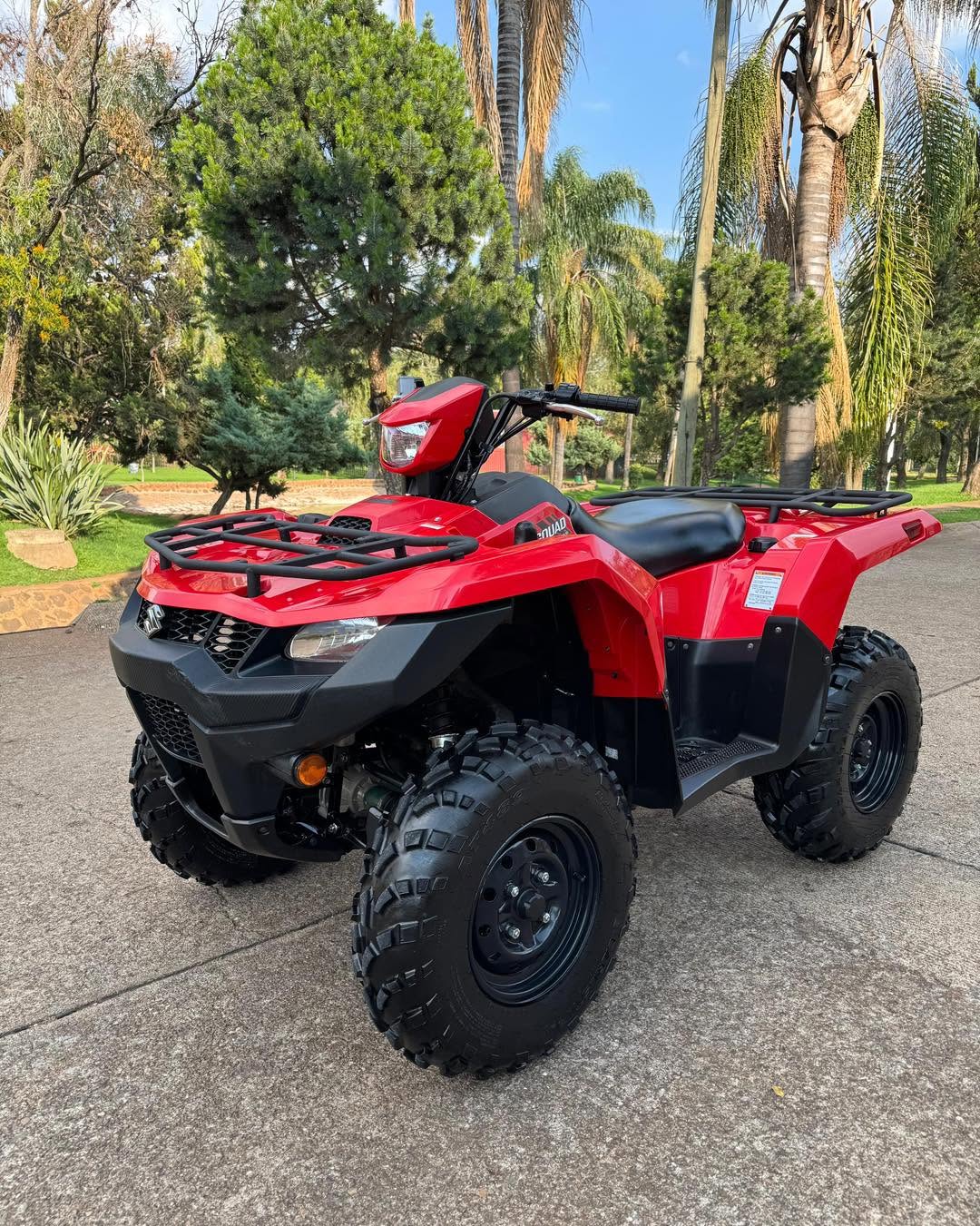 NUEVA Suzuki King Quad 500 4x4 2025 Reestrena 15 Horas de uso. Aprovecha precio en agencia