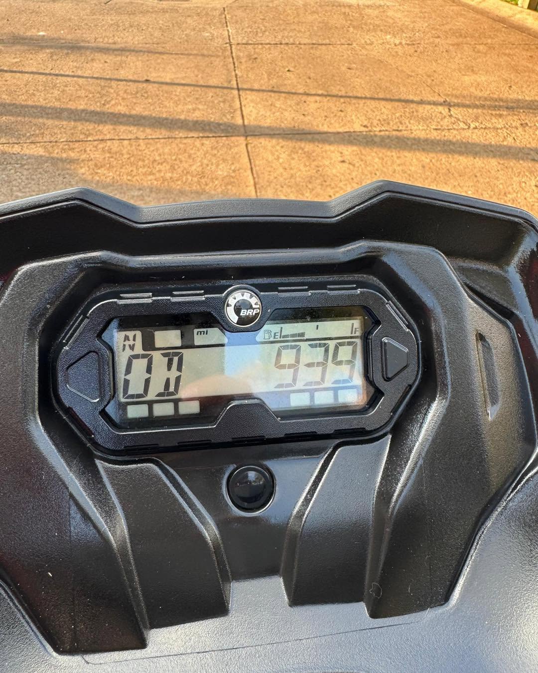 Impecable Can Am Outlander 570 4x4 2019 Dirección asistida (Dps) 140 Horas y 900 millas - Imagen 2