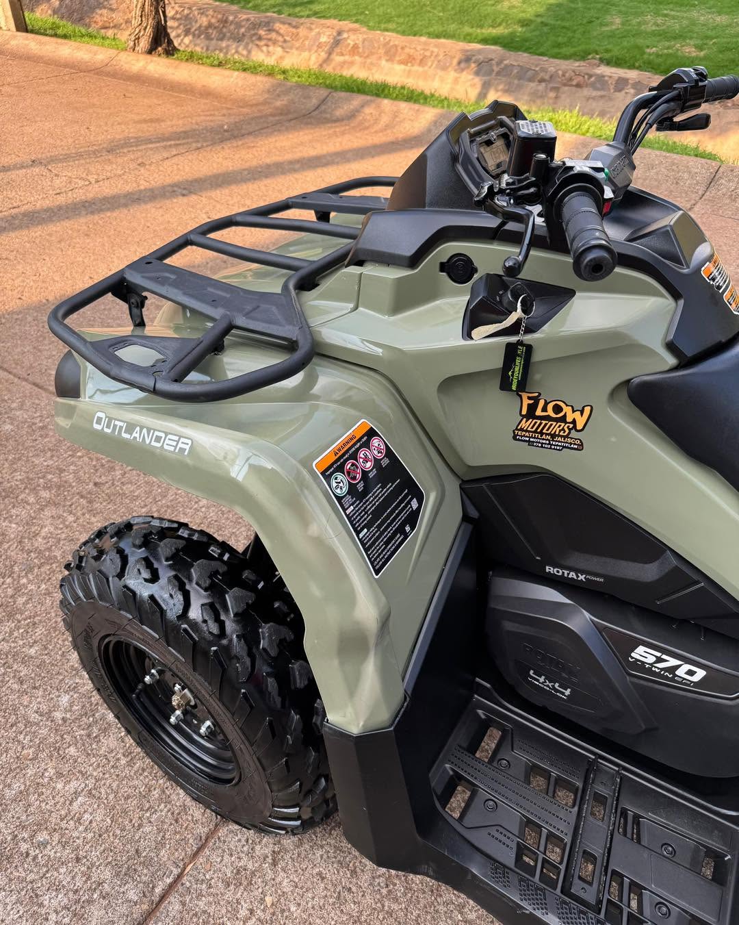 Impecable Can Am Outlander 570 4x4 2019 Dirección asistida (Dps) 140 Horas y 900 millas - Imagen 9