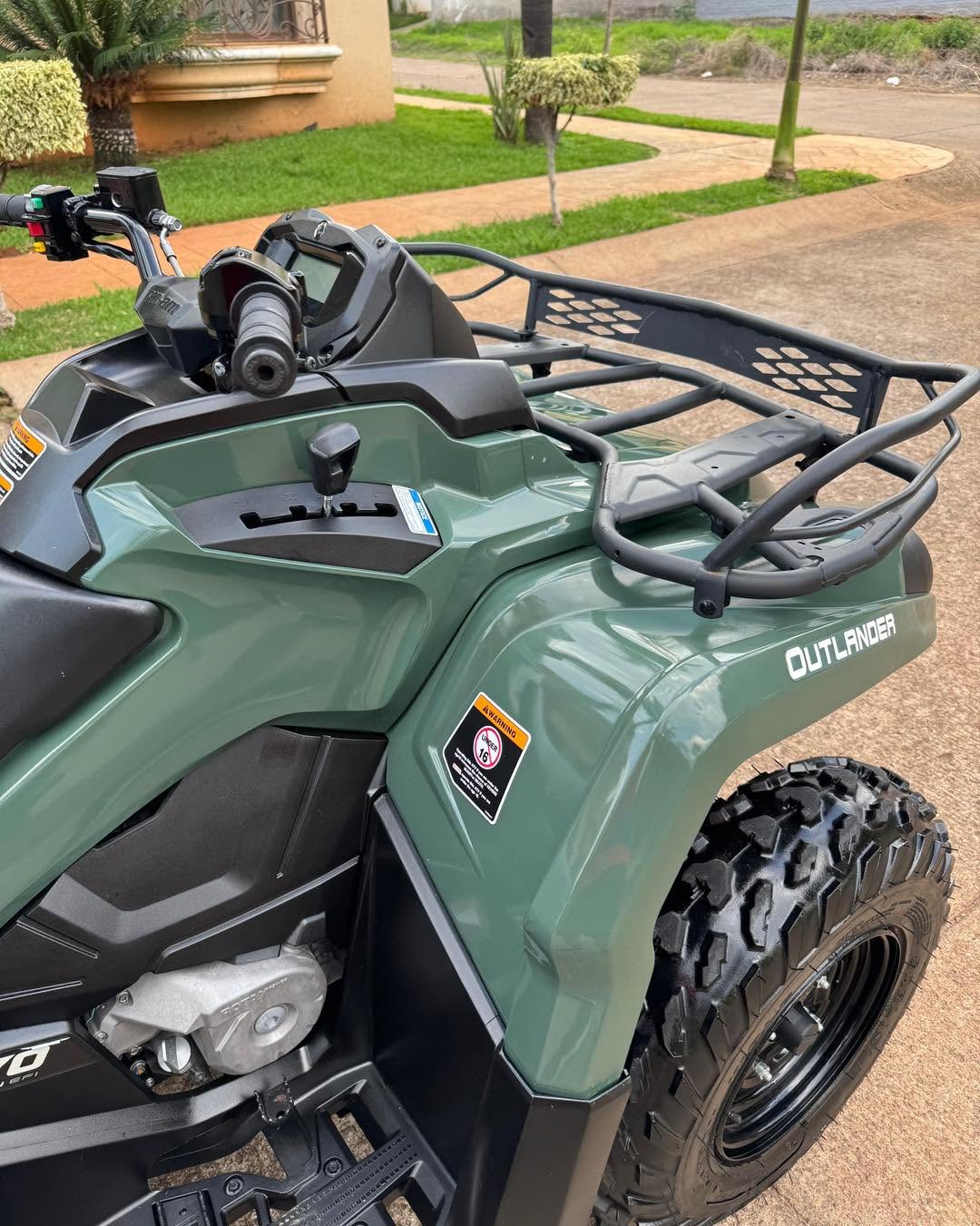 Seminueva Can Am Outlander 570 4x4 2021 Edición Especial 45 horas y 200 millas - Imagen 5