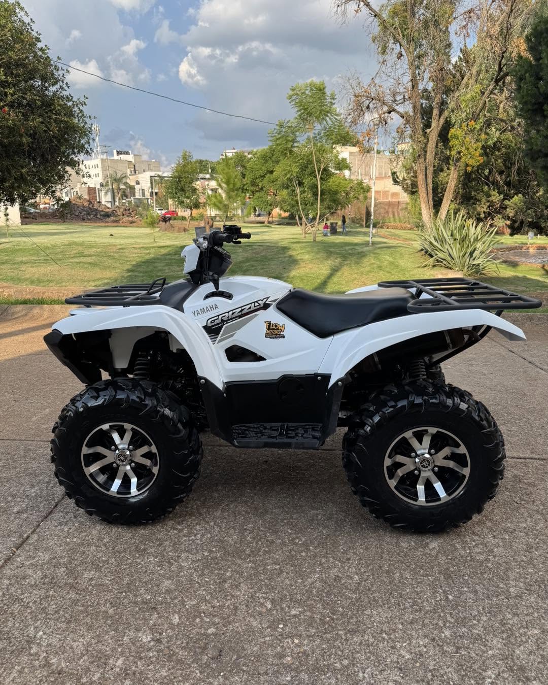 Seminueva Yamaha Grizzly 700 EPS 2017 90 Horas 890 Millas Reestrenala. - Imagen 14