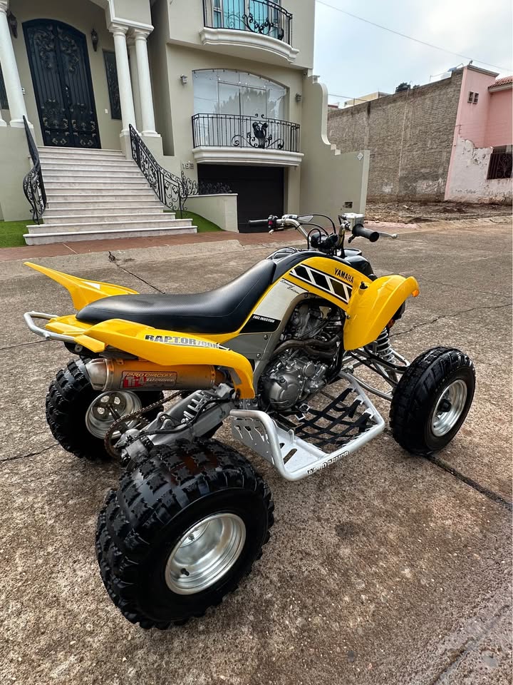 2006 FLAMANTE YAMAHA RAPTOR 700 edition especial recien llegada - Imagen 17