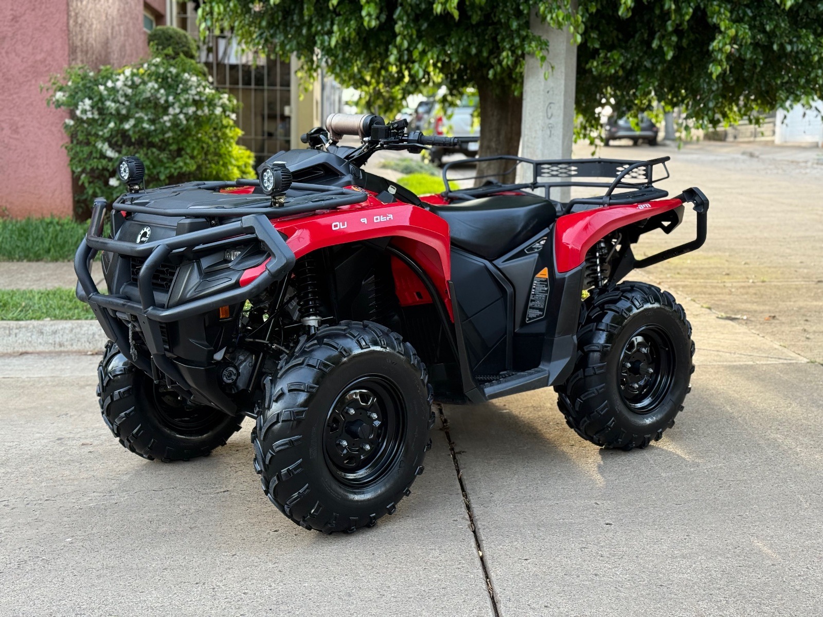 2023 Seminueva! Can Am Outlander 700 4x4 DPS AUTOMÁTICA 200hr exigentes / ZONA 1