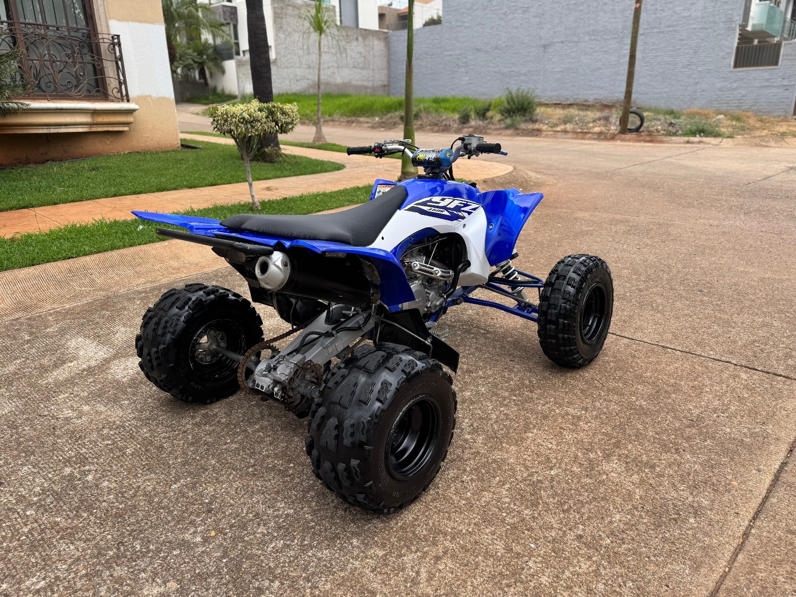 IMPECABLE YAMAHA YFZ 450 R 2018 RECIÉN LLEGADA LLANTAS NUEVAS / ZONA 3 - Imagen 7