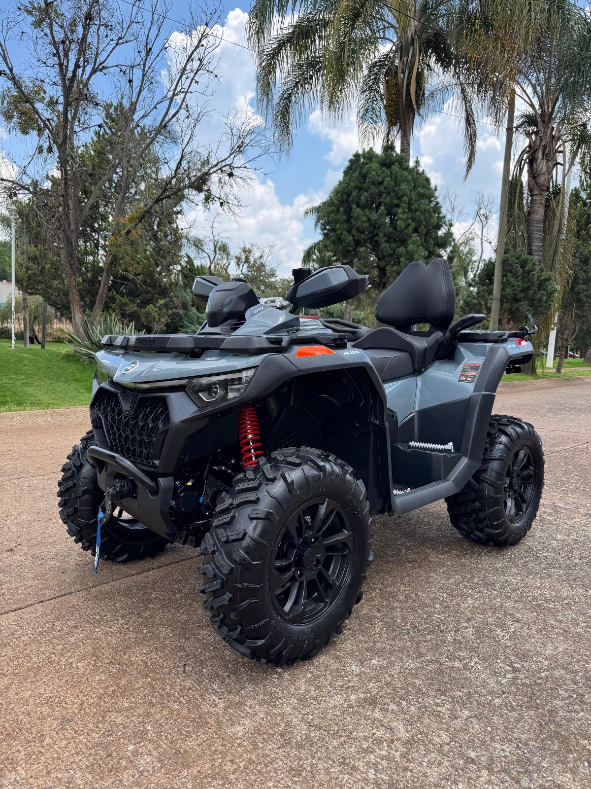 NUEVA CF MOTO CFORCE 1000 TOURING 2025 11 HORAS Y 60 MILLAS DE USO REESTRENA / ZONA 2